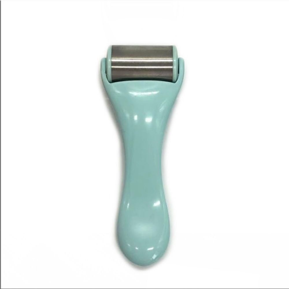 3/$20💗 Chloe Emerald Cold Therapy Ice Roller